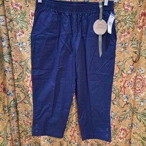 Navy blue elastic waist women's capris